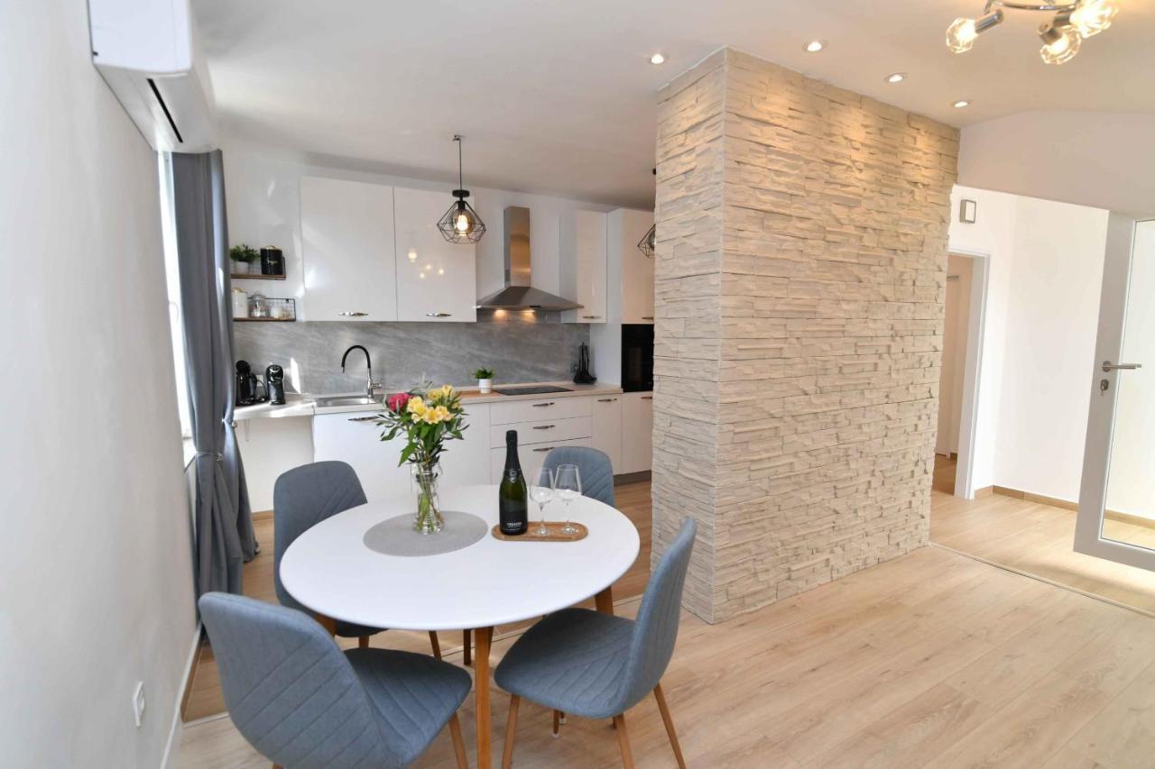 Apartman Leona Lovran Extérieur photo