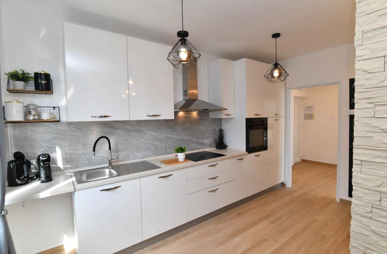 Apartman Leona Lovran Extérieur photo
